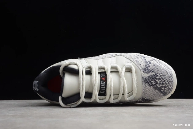 Snake Light Jordan 11 Bone SE Low CD6846-002 Air 0607